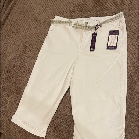 Gloria Vanderbilt skimmer shorts 12 slimming - Picture 6 of 8